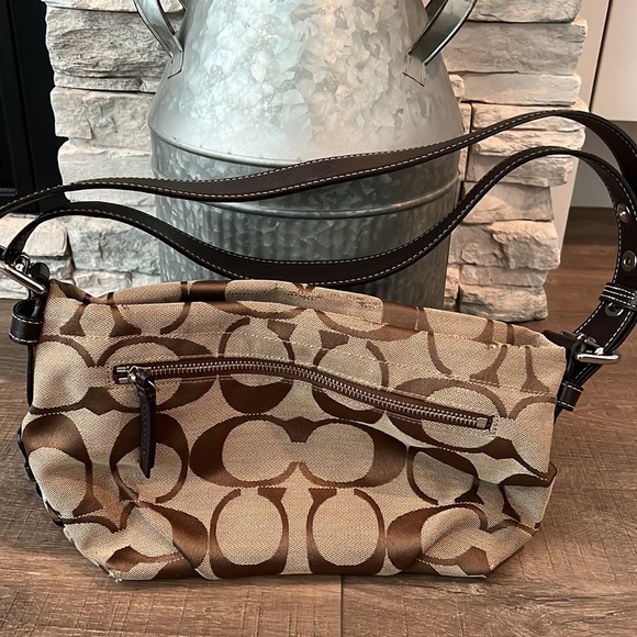 Like new Coach purse - Picture 2 of 5